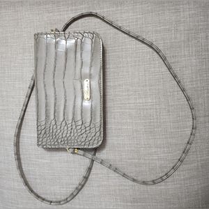 Buxton Crossbody
